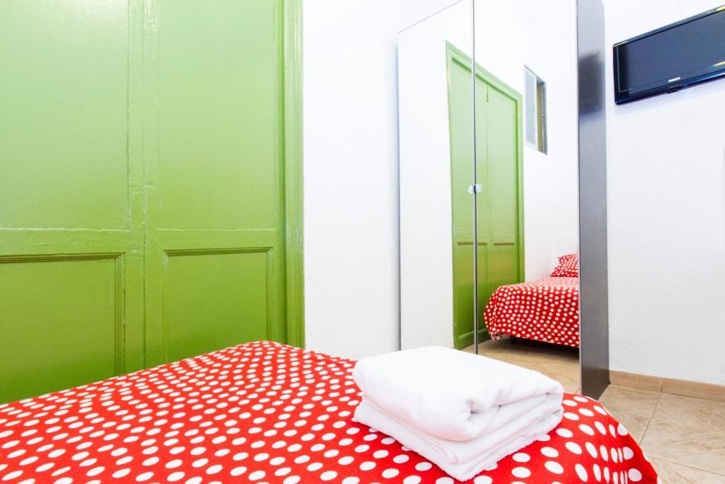 Hostal Bahia Madrid Rum bild