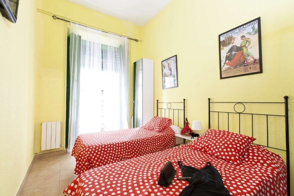 Hostal Bahia Madrid Exteriör bild