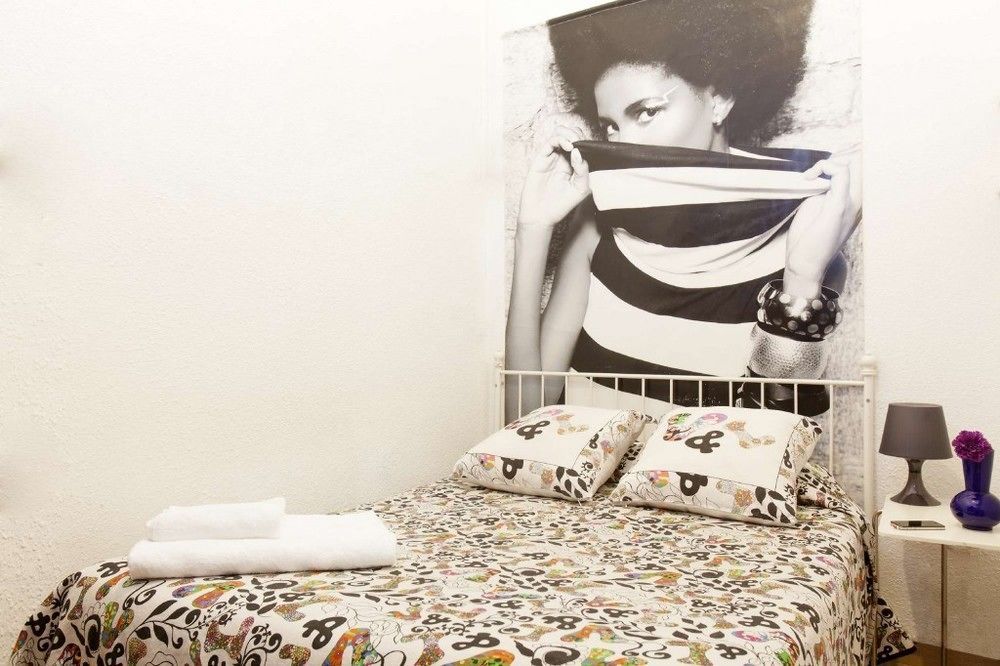 Hostal Bahia Madrid Exteriör bild